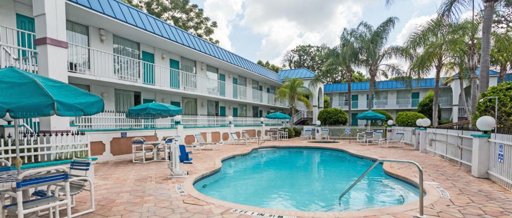 Days Inn & Suites By Wyndham Port Richey Exteriér fotografie