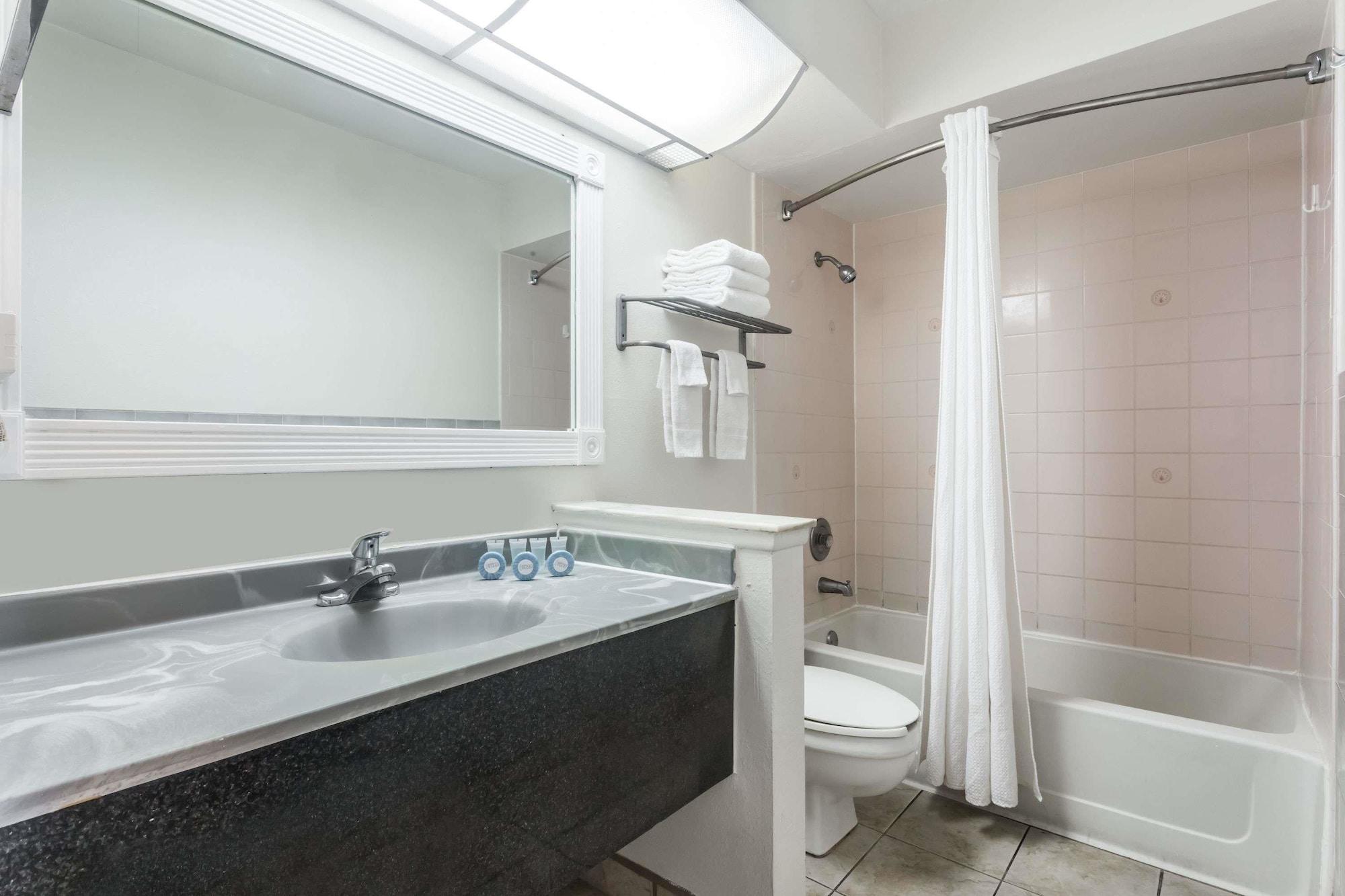 Days Inn & Suites By Wyndham Port Richey Exteriér fotografie