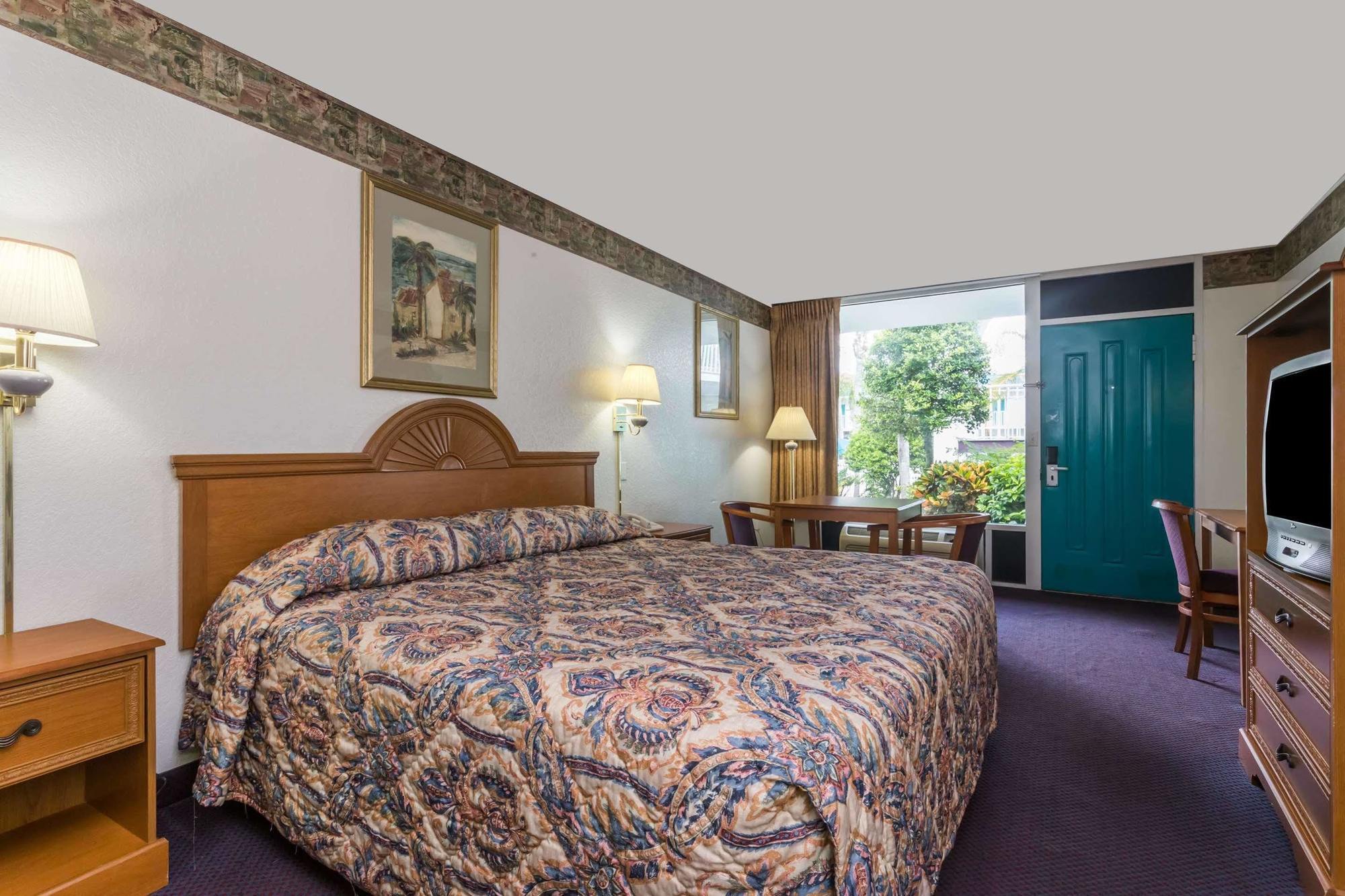 Days Inn & Suites By Wyndham Port Richey Exteriér fotografie